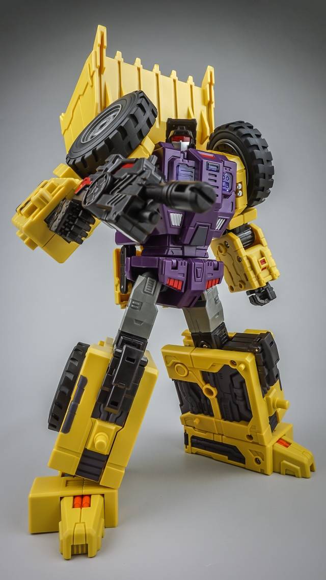 TOYWORLD - CONSTRUCTOR - TW-C05B SHOVEL - YELLOW VERSION