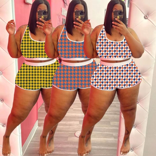 Charming Plus size houndstooth print shorts set