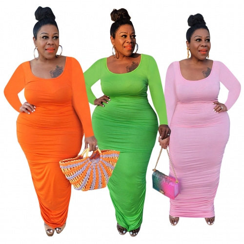 Charming plus size pleated long-sleeved dress