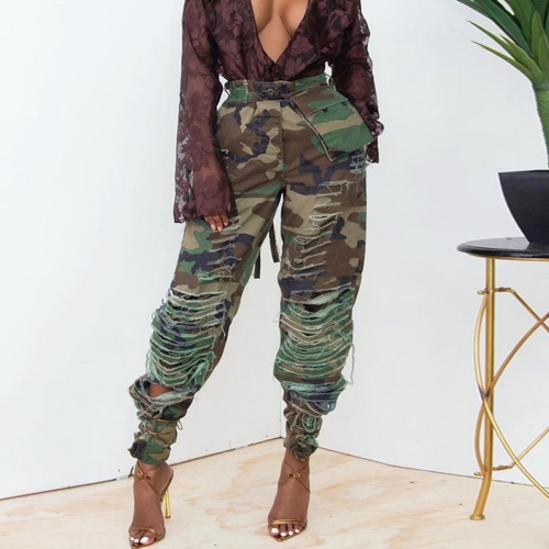 Camo printed tear lace pants