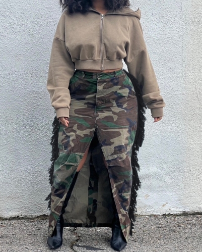 Camouflage tassel high slit skirt