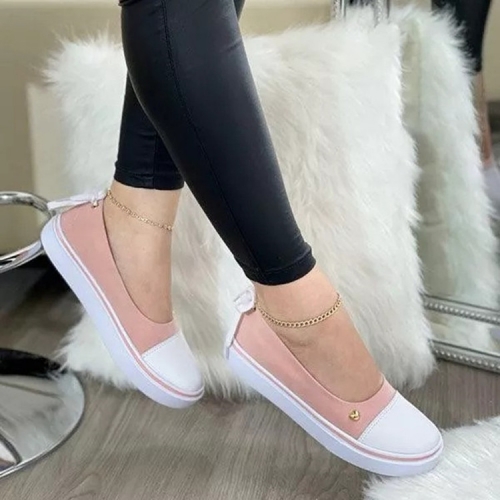 Round toe color block flat shoes