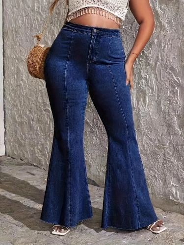 Plus size flared jeans