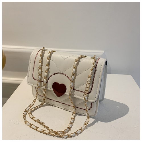 Chain Peach Heart Decorative Crossbody Bag