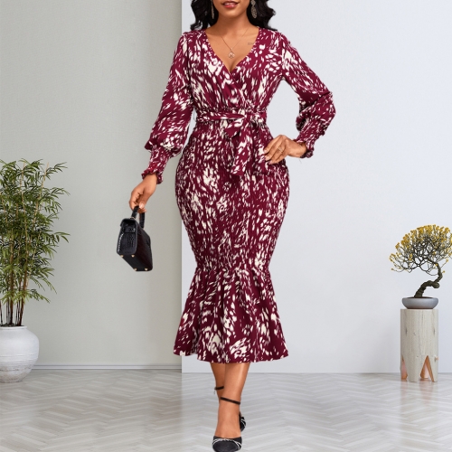 Sexy printed V-neck long sleeved dress