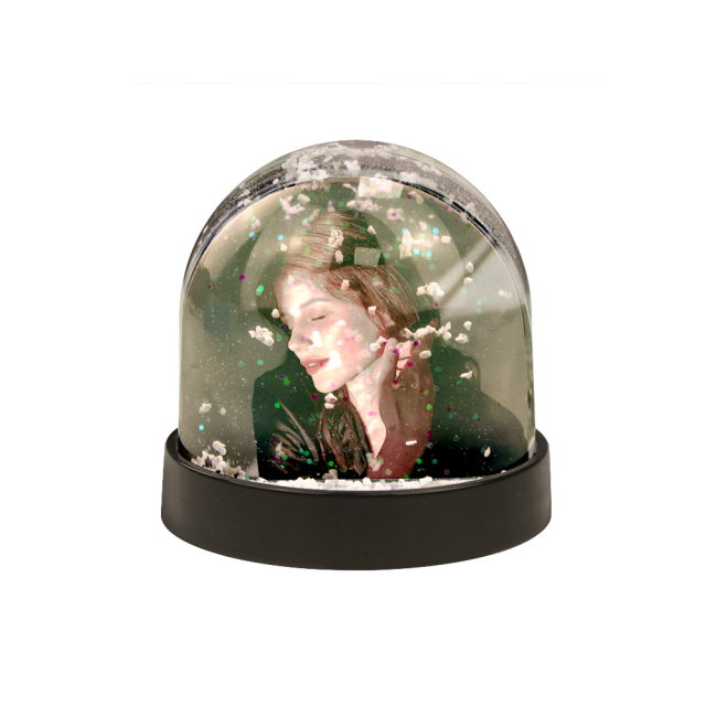 New Arrival Sublimation Photo Snow Globe with Black Base Creative Gifts Customized Photo Frame