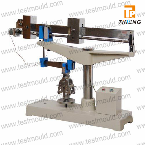 Cement flexural testing machine