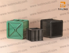 Plastic cube mould