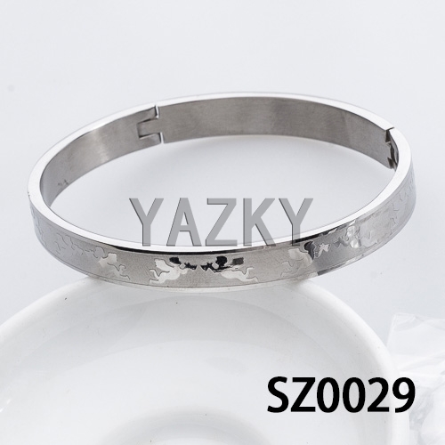 Stainless steel bangle