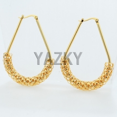 Fashion IP gold earring