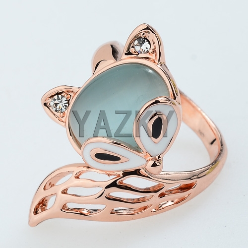 Fashion fox style ring