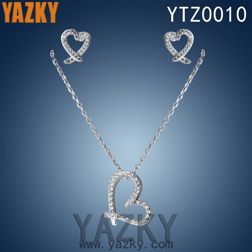 Heart with shiny zircon s.silver jewelry set