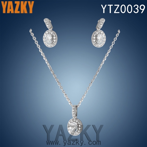 Shiny zircon setting s.silver jewelry set