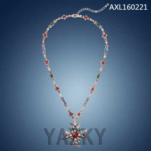 Fashion necklace with colorful crystal pendants