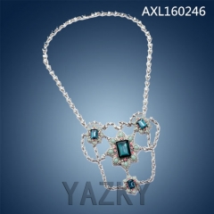 Fashion flower shape necklace with colorful crystals