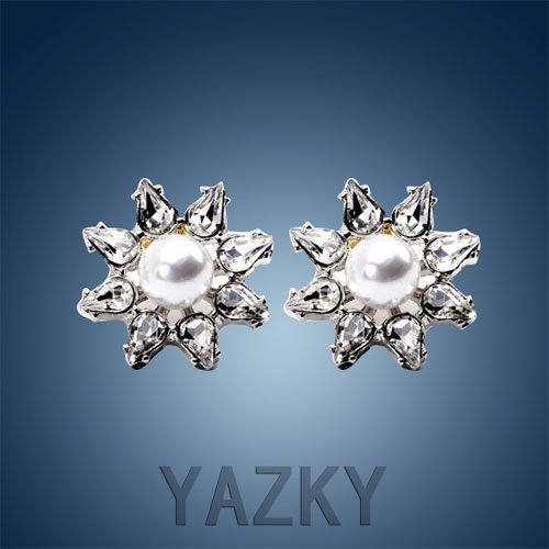 Fashion flower shape earring