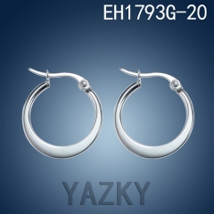 Circle earring with various sizes