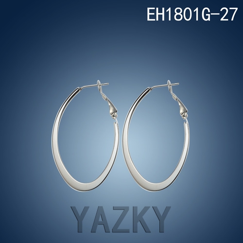 Circle earring with various sizes