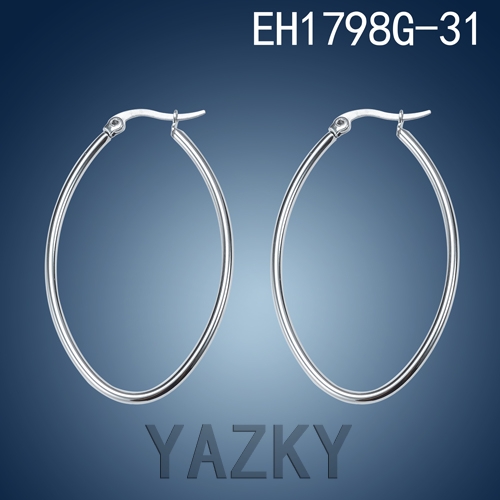 Circle earring with various sizes