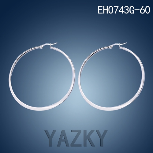 Round shape hoop earring in stainless steel