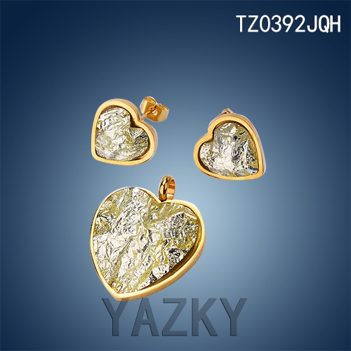 Stainless steel jewelry set heart shape with yellow crystal and stone eraaings and pendant