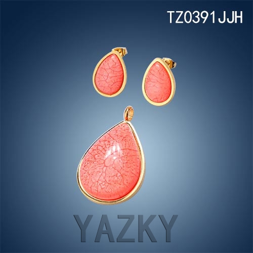 Conjunto de joyería de acero inoxidable con pendientes y pendientes de color rosa y piedra