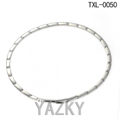 Simple link design titanium necklace collar