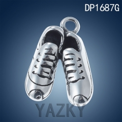 Stainless steel shoes shape pendant