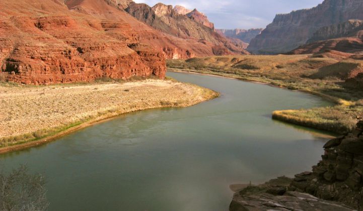 Fuente de luz: no más ofertas solares sin almacenamiento de energía al oeste del Colorado