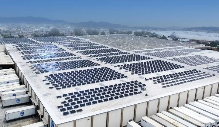 ¿Son los seguidores solares el futuro para techos comerciales?