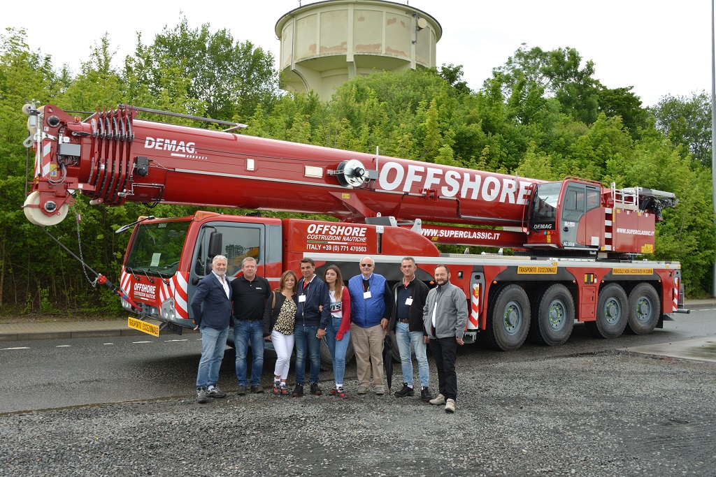 Demag AC 300-6 all terrain crane for Offshore Costruzioni Nautiche