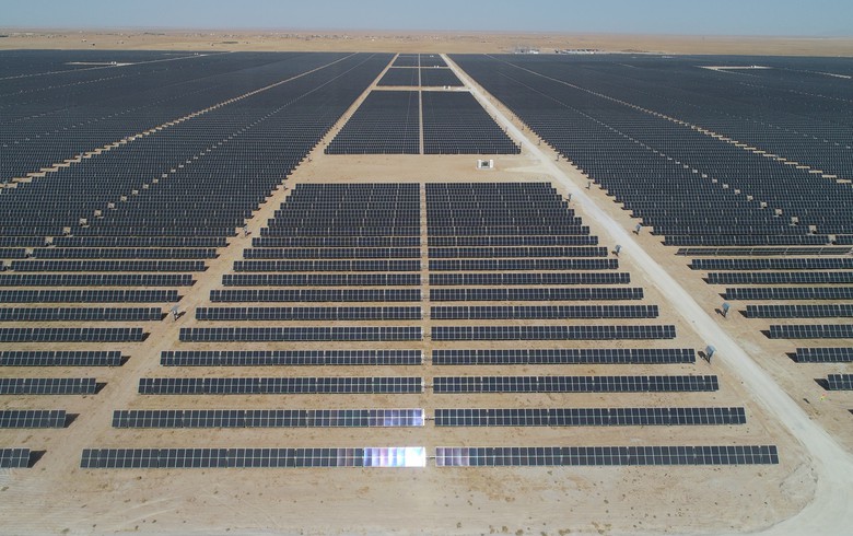 Total Eren nimmt in Usbekistan ein rein bifaziales Solarprojekt mit 131 MWp in Betrieb