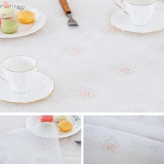 new design 1.37m vinyl printed color lace tablecloth roll factory