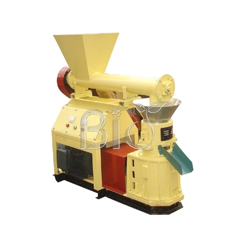 Flat die pellet machine with feeder