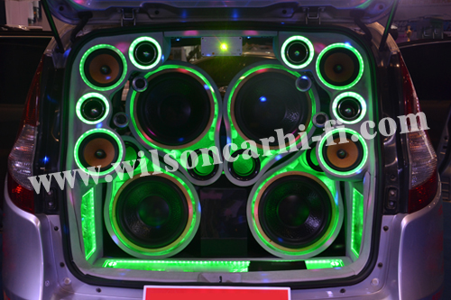 Six common installation positions of 3-way component speakers in the car