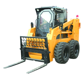 Skid Steer or Track Loader：What to Know When Selecting and Using Pallet Fork Attachments