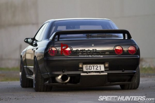 R32 GTR TOP-SECRET REAR DIFFUSER 3PCS WITH FITTING KIT