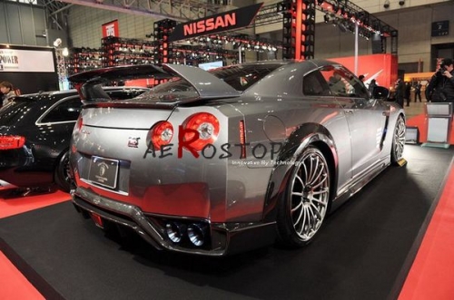 R35 GTR TOMMYKAIRA STYLE REAR SPOILER