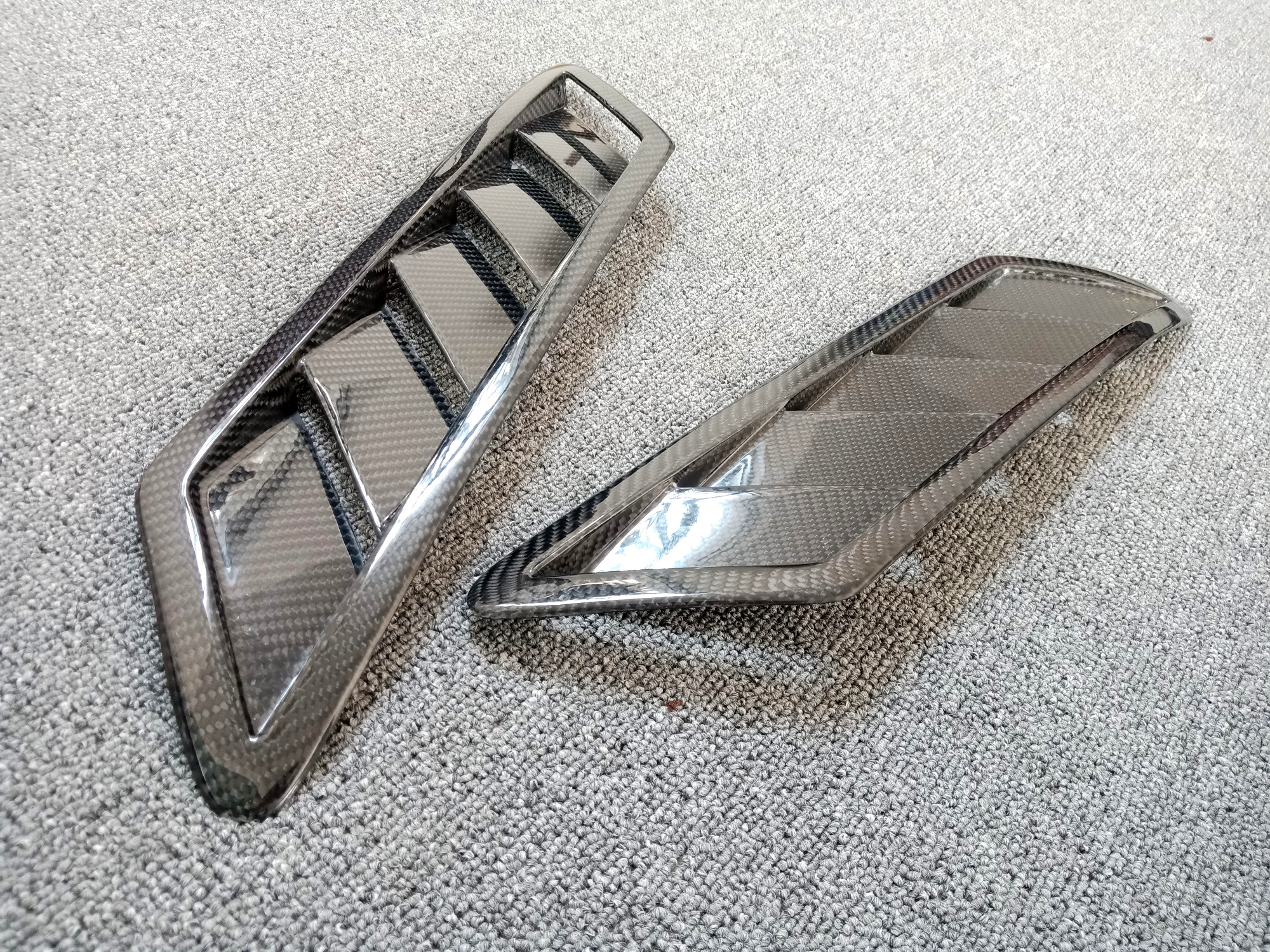 08 R35 GTR NIV1 STYLE FRONT FENDER VENT,R35