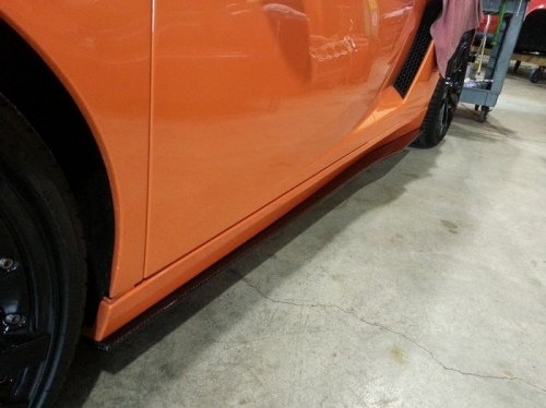 04- GALLARDO SUPERGLAGGERA STYLE SIDE SKIRT STEP