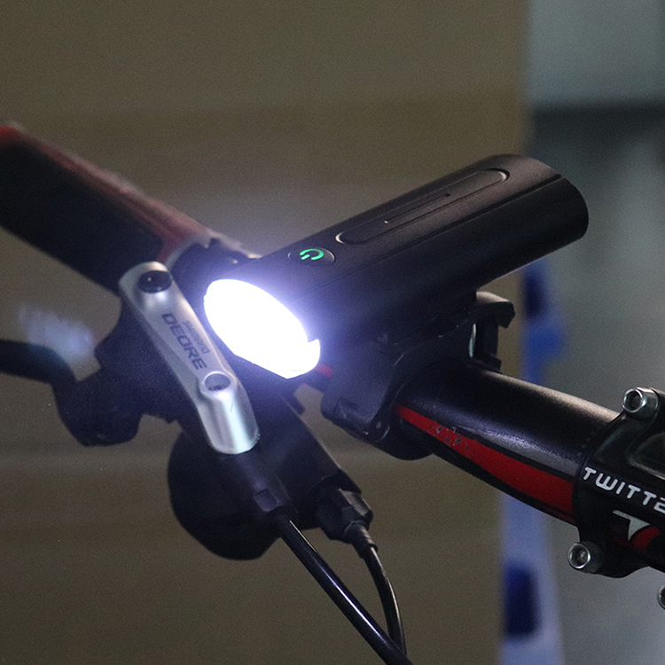 Yihosin IPX5 Waterproof USB Rechargeable Mountainl Bike Light, 3 T6 LEDs Hihg Brightest Bicycle Light with USB Output