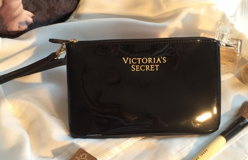 Victoria's Secret VIP$5.52 AM403 Signature pu Women Cosmetic Bags