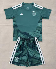 26-27 Germany Goalkeeper Green Soccer Uniform-AY