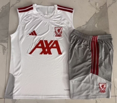 26-27 Liverpool White Thailand Soccer Vest Tracksuit-815