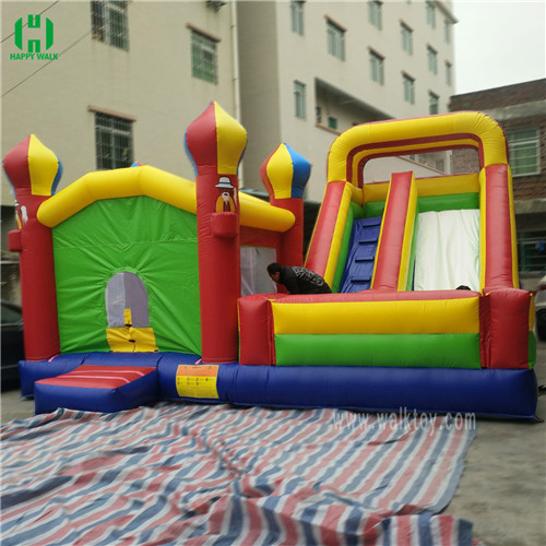 Inflatable bounce house