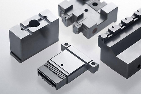 Precision mold parts with machining accuracy up to 0.001