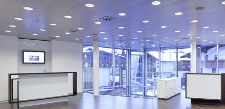 Effective fire protection for lightweight ceiling systems