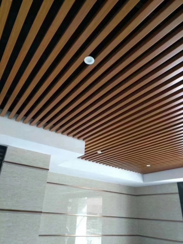 Modern Wooden Aluminum Baffle Ceiling