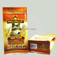 Flat Bottom Pouches for Pet Food Packaging