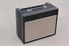 15Watt All Tube Guitar Amplifier multiply Wood cabinet